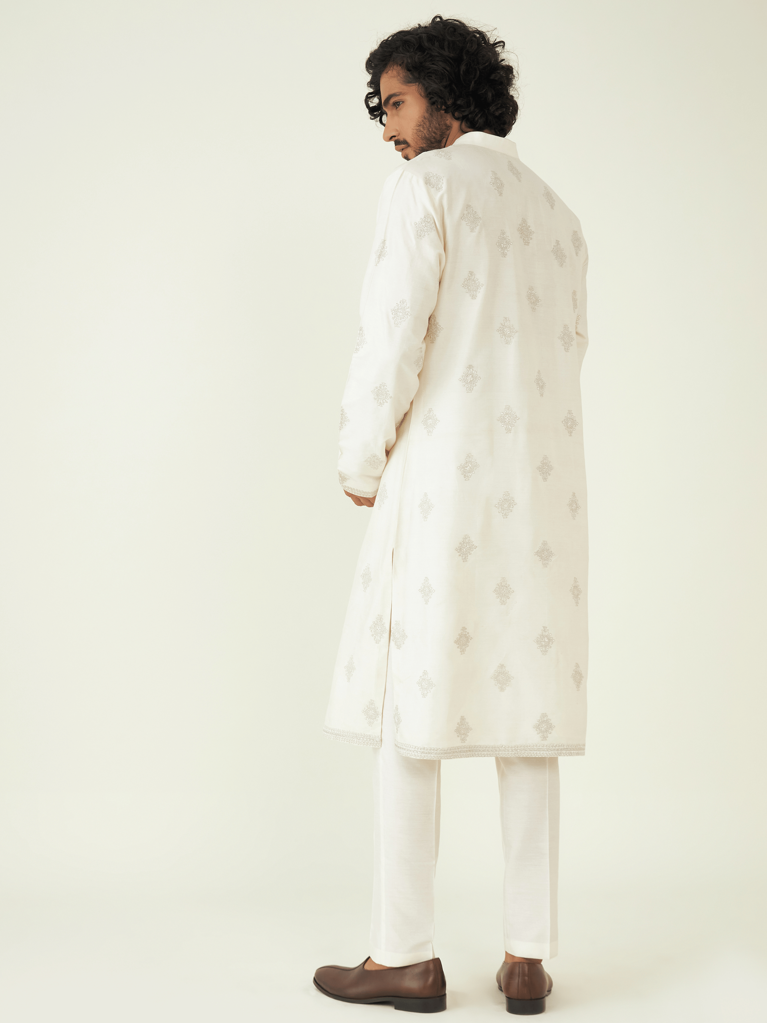 Maahru Kurta Set