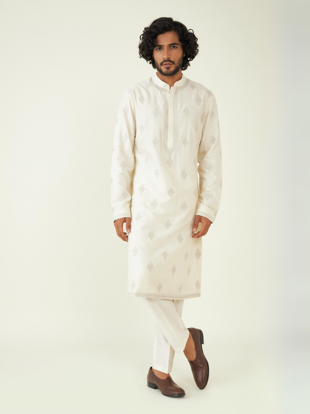 Maahru Kurta Set